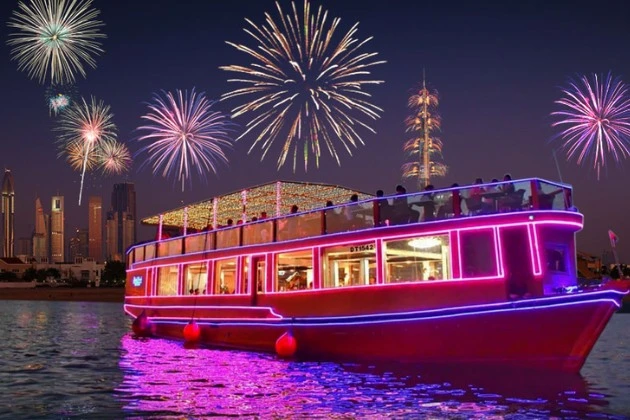 Celebrate New Year on Burj Khalifa cruise
